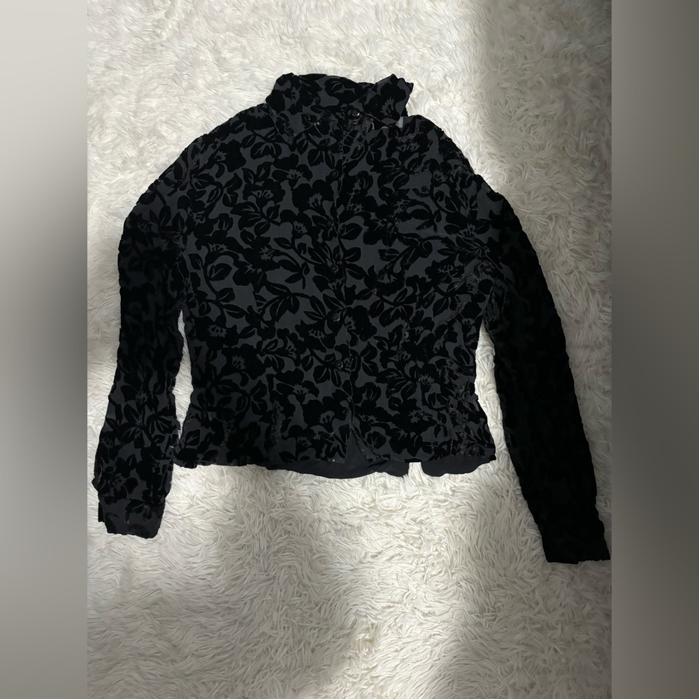 Dana Bunchman Women’s Long Sleeve Button Down Top Floral Velvet 8